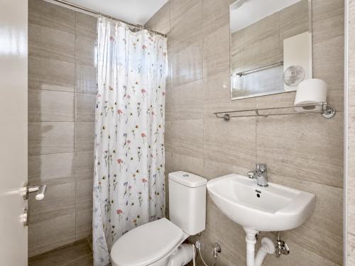 5_r04_bath