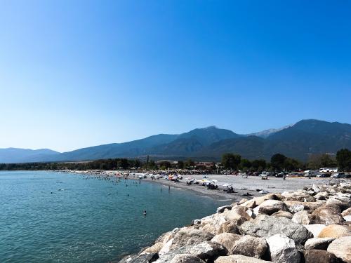 olympus_overlooking_the_aegean_sea