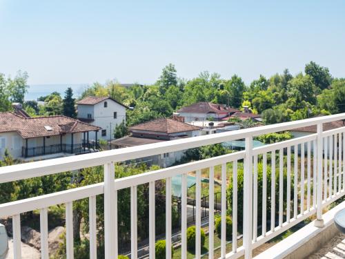 prado_hotel_apartment_33_sea_vieww-33