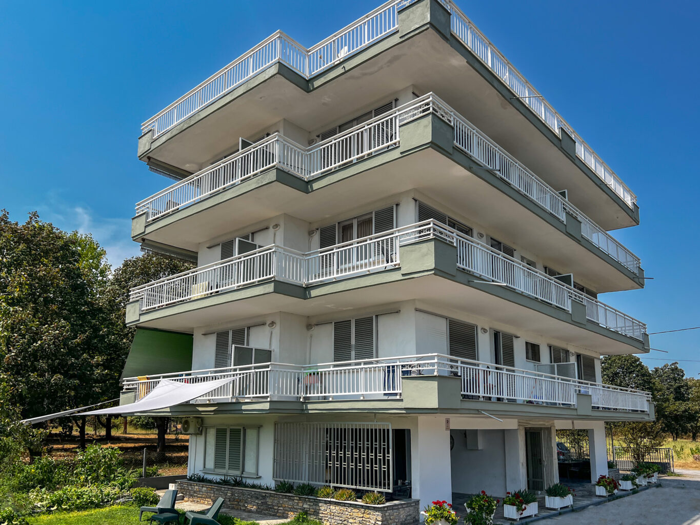 Prado Hotel with Expansive Terraces and Natural Surroundings